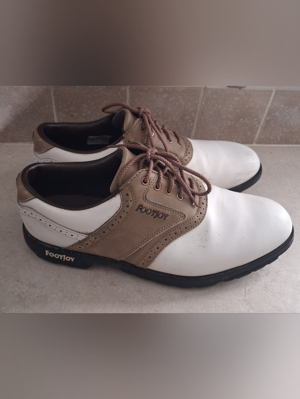 FootJoy GreenJoys men's golf shoes with brown laces  & a saddle design 10M